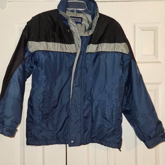 Boys size 14-16 Burnside Active warm jacket with hood that rolls away in collar - Picture 1 of 13